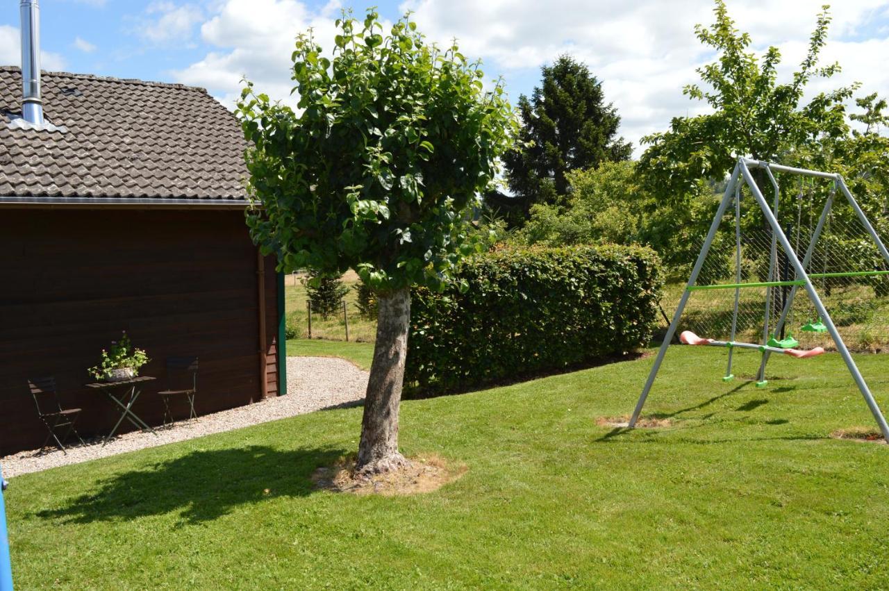 Les Melezes A Stavelot, 5 Personnes Villa Buitenkant foto